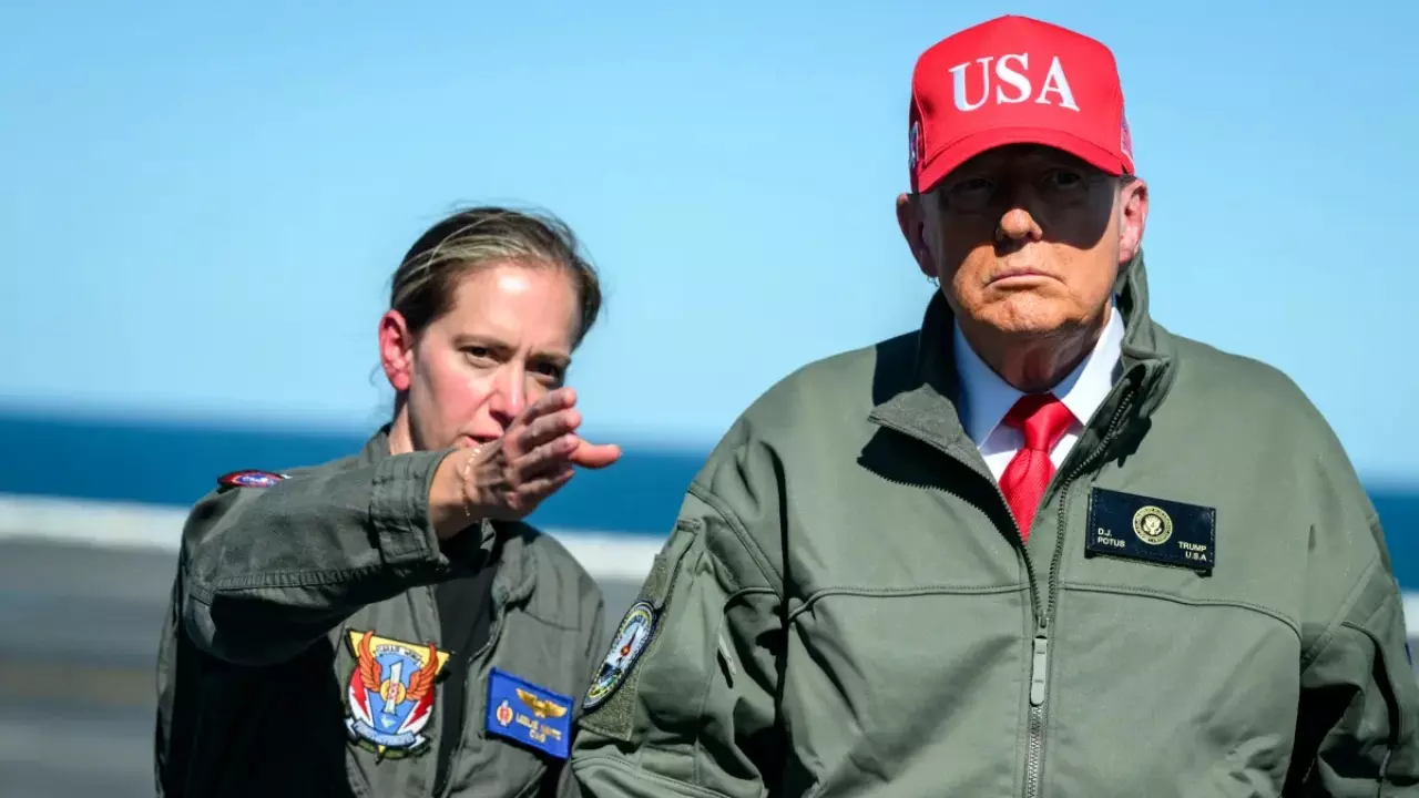 ट्रंप कर रहे बहुत बड़ी प्लानिंग, अमेरिका, यूरोप से लेकर एशिया में बढ़ गई हलचल, ग्लोबल पॉलिटिक्स पर पड़ेगा असर ट्रंप कर रहे बहुत बड़ी प्लानिंग, अमेरिका, यूरोप से लेकर एशिया में बढ़ गई हलचल, ग्लोबल पॉलिटिक्स पर पड़ेगा असर