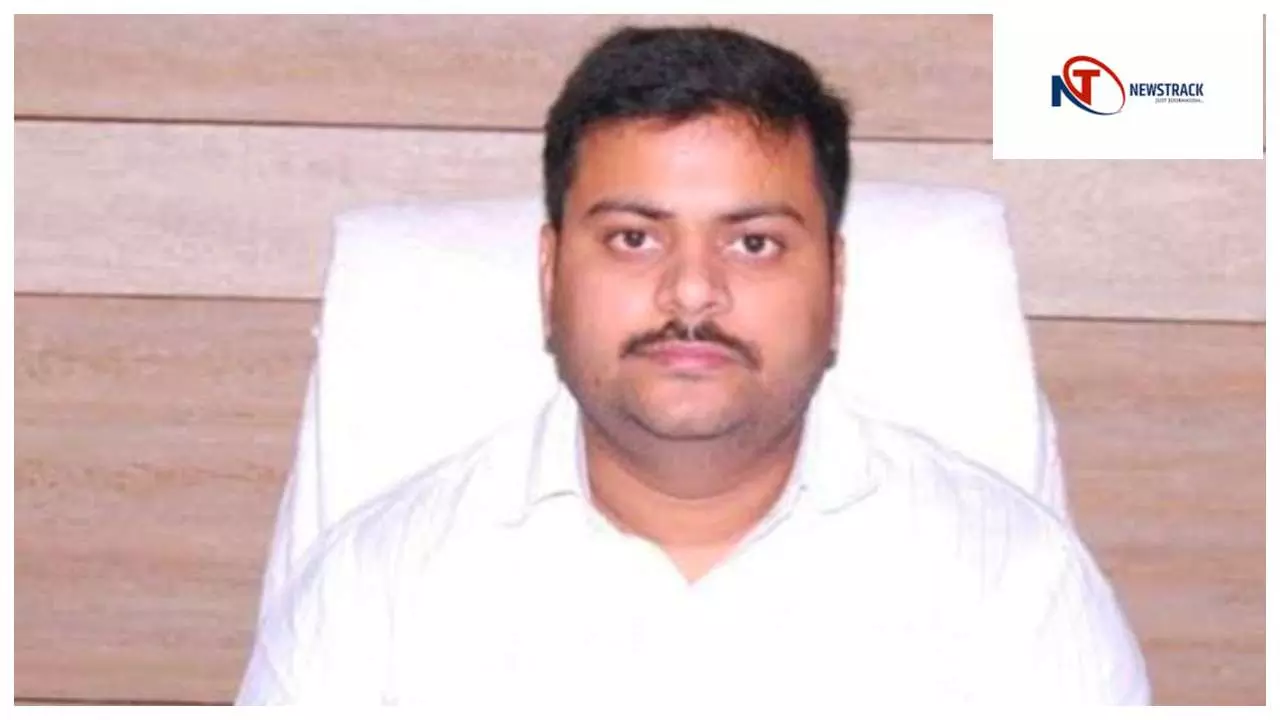 Pratapgarh News :  मौसम विभाग ने जारी की वर्षा व वज्रपात की चेतावनी, ADM ने दी एडवाइजरी Pratapgarh News :  मौसम विभाग ने जारी की वर्षा व वज्रपात की चेतावनी, ADM ने दी एडवाइजरी