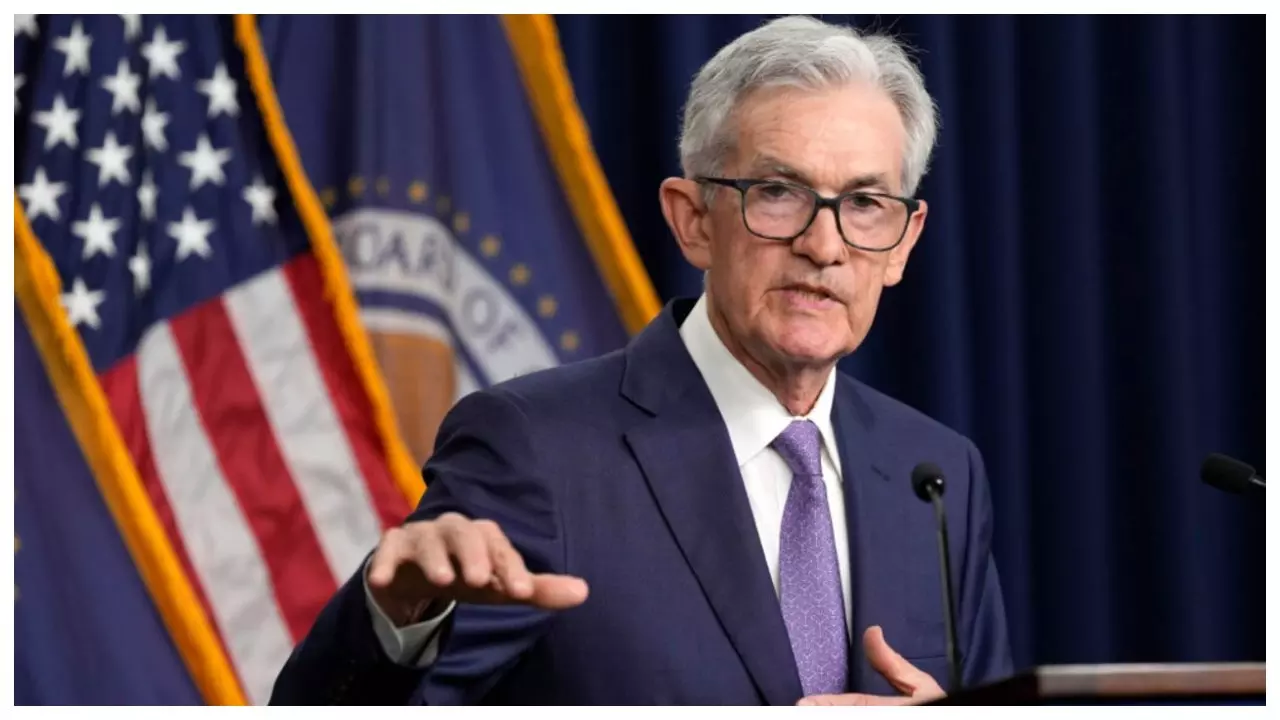 Fed Rate Cut से ट्रंप को बड़ी राहत - लगातार दूसरी बार 0.25% ब्याज घटा, लोन हुआ और सस्ता!