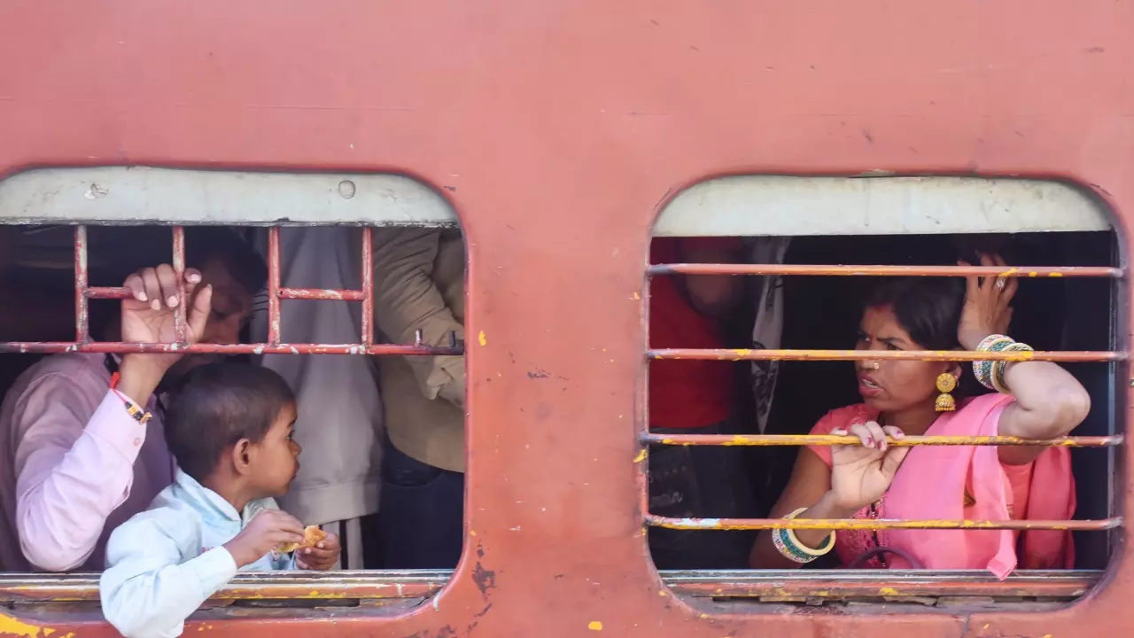कभी विचारों का केंद्र, अब जातीय समीकरणों का मैदान,  बिहार कैसे बना जातिवादी पॉलिटिक्स का अखाड़ा? कभी विचारों का केंद्र, अब जातीय समीकरणों का मैदान,  बिहार कैसे बना जातिवादी पॉलिटिक्स का अखाड़ा?