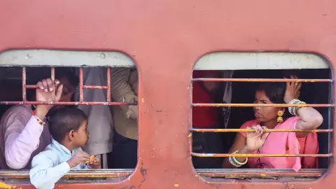 कभी विचारों का केंद्र, अब जातीय समीकरणों का मैदान,  बिहार कैसे बना जातिवादी पॉलिटिक्स का अखाड़ा? कभी विचारों का केंद्र, अब जातीय समीकरणों का मैदान,  बिहार कैसे बना जातिवादी पॉलिटिक्स का अखाड़ा?