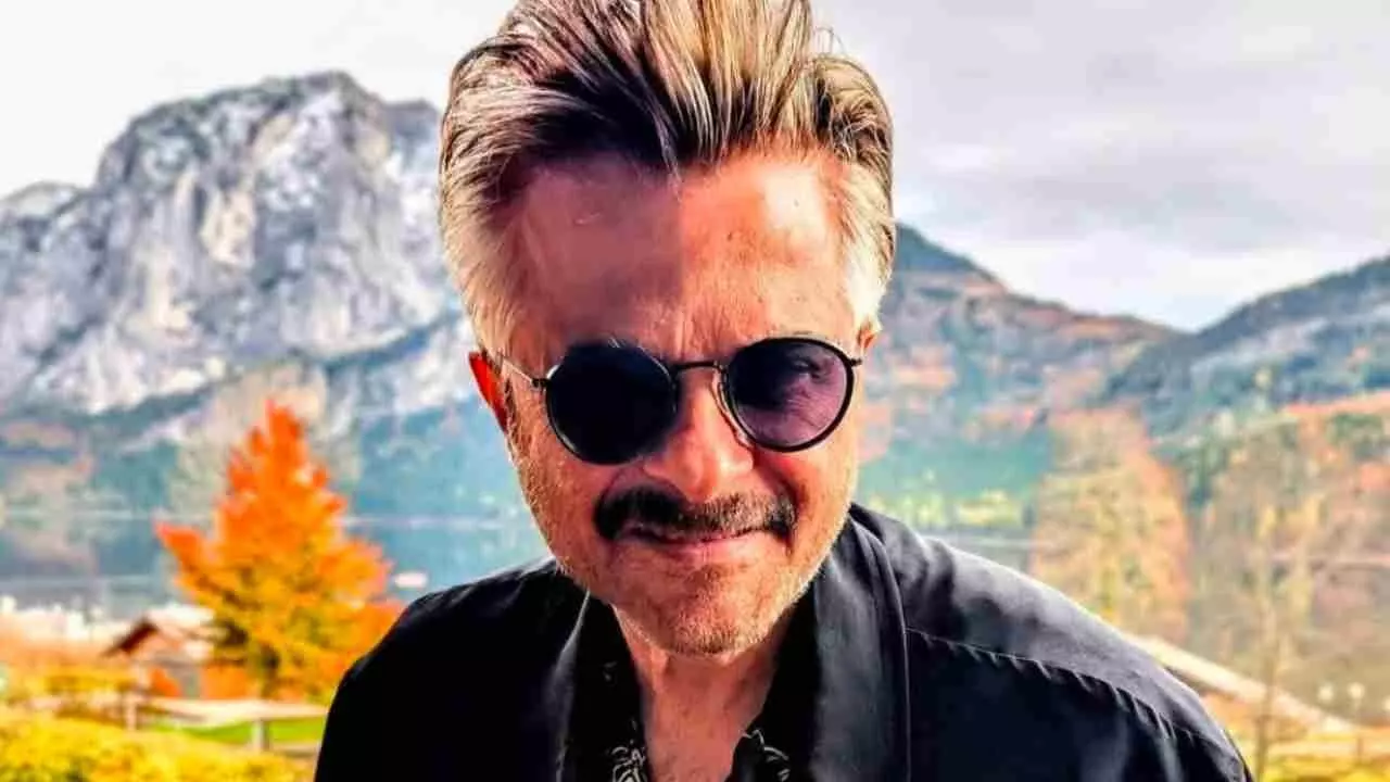 King Movie: किंग से अनिल कपूर का लुक हुआ वायरल, देखते ही बोले फैंस- एकदम झक्कास King Movie: किंग से अनिल कपूर का लुक हुआ वायरल, देखते ही बोले फैंस- एकदम झक्कास