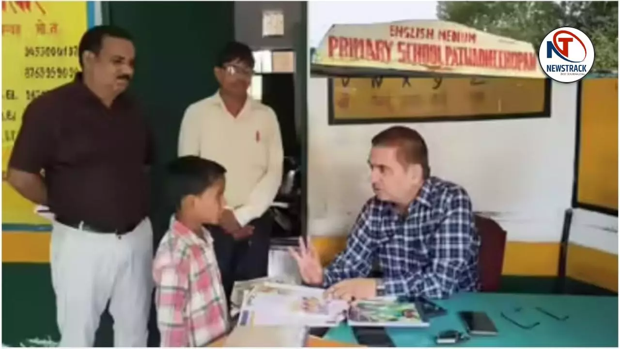 Sonbhadra News Today DM Shocked as Students Fail to Read ABCD in English Medium School Sonbhadra News Today DM Shocked as Students Fail to Read ABCD in English Medium School