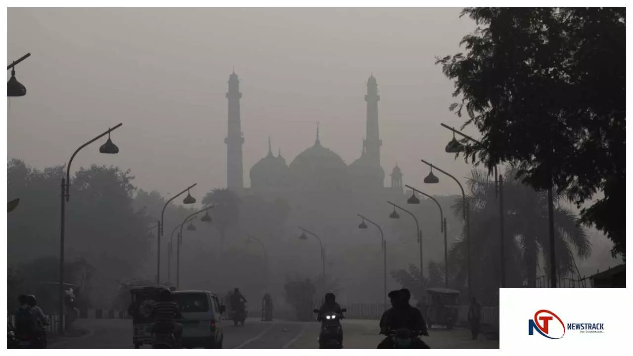 Lucknow News : स्मॉग में घुट रहा लखनऊ, सांस के मरीजों के लिए खतरे की घंटी Lucknow News : स्मॉग में घुट रहा लखनऊ, सांस के मरीजों के लिए खतरे की घंटी