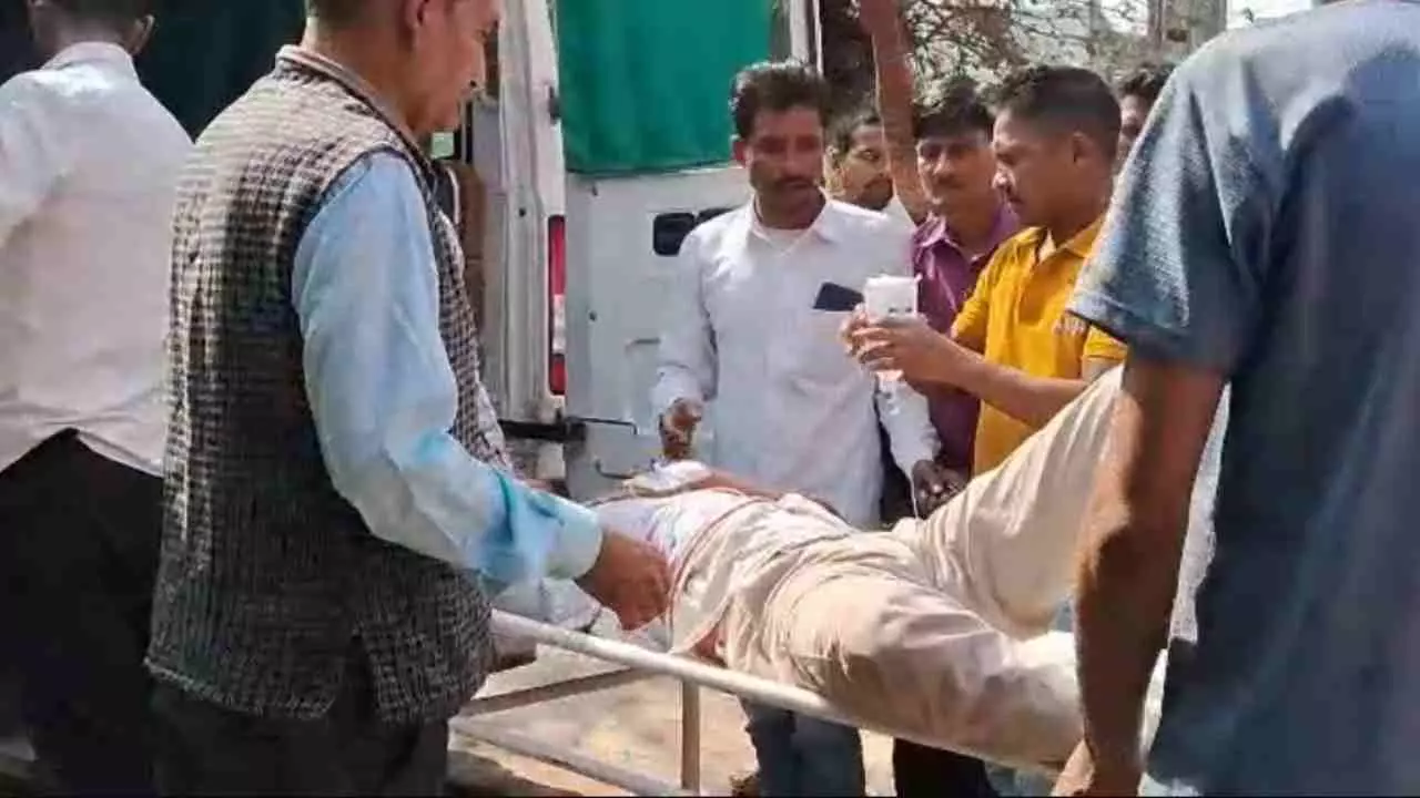 Hardoi में दिनदहाड़े युवक को गोली मारकर घायल किया, गंगा स्नान को जा रहे थे दोनों भाई