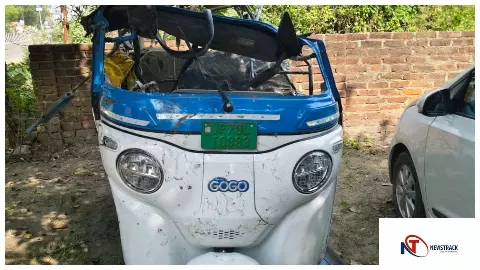 Kanpur News : गंगा स्नान को जा रहा ई-ऑटो नाले में गिरा, दो श्रद्धालुओं की मौत, नौ घायल