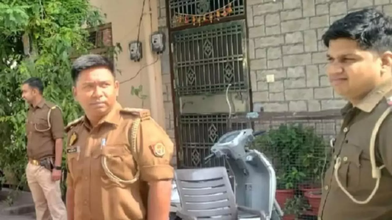 Meerut: ईडी ने बिजेंद्र हुड्डा के बंद मकान पर मारा छापा, बाइक-बोट और फर्जी डिग्री घोटाले की जांच तेज