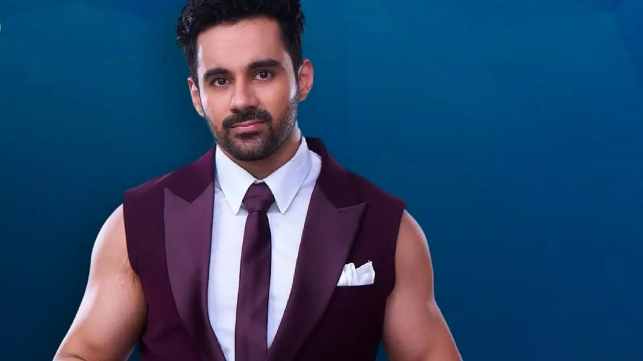 Bigg Boss 19 Abhishek Bajaj Ashnoor
