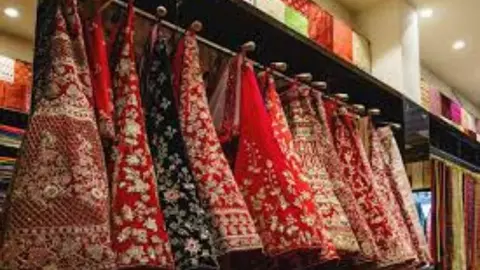 Best Wedding Shopping in Patna: पटना में इन जगहों पर मिलेगा फैशन, क्वालिटी और बजट का परफेक्ट मेल