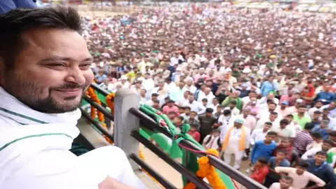 तेजस्वी की बल्ले-बल्ले, युवाओं ने NDA को चखाया हार का स्वाद, Exit Poll पर नीतीश को तगड़ा झटका