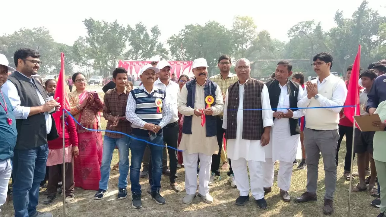 Rasheta in Kabaddi and Onai Jungle, who was excelling in Kho-Kho, children showed their sports talent
