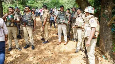 छत्तीसगढ़ में सुरक्षाबलों का एक्शन जारी, एक करोड़ का इनामी नक्सली हिडमा और उसकी पत्नी ढेर