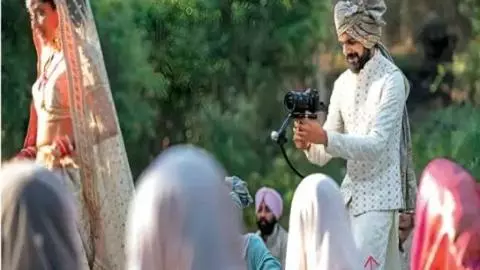 Janiye Digital Wedding Culture ka New Trend: UP की शादियां अब मंडप से ज्यादा रीलों में छा रहीं जलवा Janiye Digital Wedding Culture ka New Trend: UP की शादियां अब मंडप से ज्यादा रीलों में छा रहीं जलवा