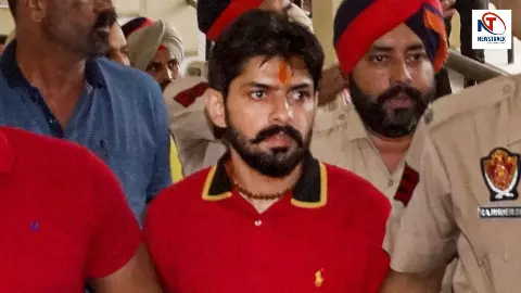 जेल में लॉरेंस, पर कनाडा-दुबई में चलती है डॉन की सल्तनत! गोल्डी, छोटा डॉन और 9 सबसे खतरनाक खिलाड़ियों का पूरा काला चिट्ठा जेल में लॉरेंस, पर कनाडा-दुबई में चलती है डॉन की सल्तनत! गोल्डी, छोटा डॉन और 9 सबसे खतरनाक खिलाड़ियों का पूरा काला चिट्ठा