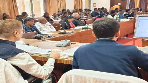 DM expresses disappointment over negligence in disposal of IGRS, 11 officers respond to salary