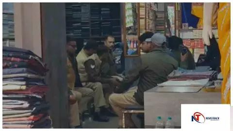 Shamli News : शामली के मित्तल साड़ी हाउस पर सहारनपुर GST विभाग ने किया छापा