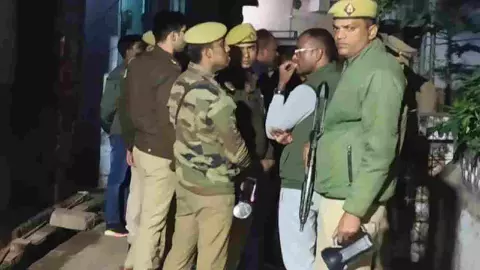 गोरखपुर में मां-बेटी की हत्या, पुलिस जांच में जुटी