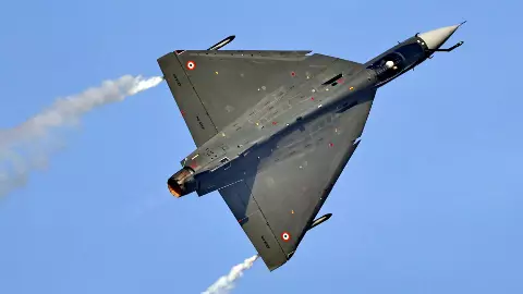 एक क्रैश और बदल गया सब कुछ... 10 हजार करोड़ की तेजस डील अधर में, अर्मेनिया ने बनाई दूरी