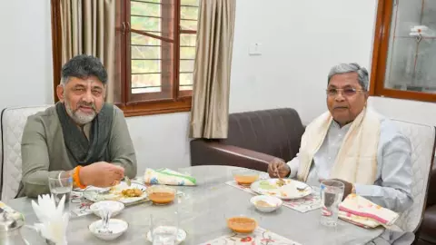 सिद्धारमैया-डीके की ब्रेकफास्ट मीटिंग पास या फेल? CM आवास पर क्या हुई बात