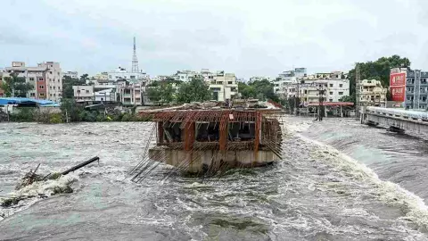 Sri Lanka में तबाही! अबतक 123 की मौत, 130 लापता, भारत ने ऑपरेशन सागर बंधु किया शुरू Sri Lanka में तबाही! अबतक 123 की मौत, 130 लापता, भारत ने ऑपरेशन सागर बंधु किया शुरू