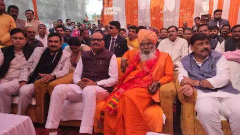 Unnao News : साक्षी महाराज का मौलाना मदनी के बयान पर कड़ा पलटवार, FIR की उठाई मांग