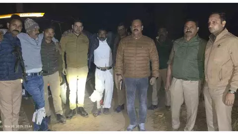 Kaushambi News : कौशाम्बी गोकशी कांड: पुलिस मुठभेड़ में दो आरोपी घायल, एक गिरफ्तार Kaushambi News : कौशाम्बी गोकशी कांड: पुलिस मुठभेड़ में दो आरोपी घायल, एक गिरफ्तार
