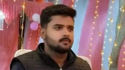 Sultanpur News: सरेराह अपहरण और बेरहमी से हत्या, CCTV में कैद हुई वारदात, गोमती नदी से बरामद शव