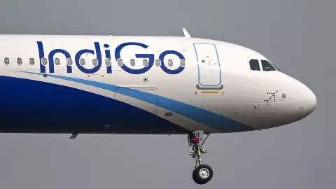 DGCA Action against IndiGo: इंडिगो की ‘उड़ान’ पर ब्रेक... DGCA ने दिए बड़ी कार्रवाई के निर्देश