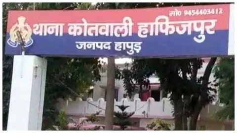 दंपति के झगड़े पर पड़ोसी ने झांका तो भड़की खूनी भिड़ंत, लाठी-डंडों और पथराव से गांव में मचा हड़कंप