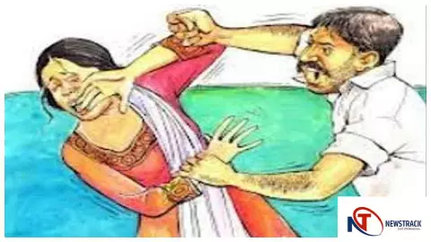 आजमगढ़: घरेलू विवाद में पति-पत्नी ने किया चाकू से हमला, दोनों गंभीर घायल आजमगढ़: घरेलू विवाद में पति-पत्नी ने किया चाकू से हमला, दोनों गंभीर घायल