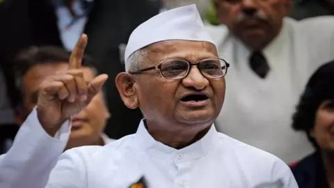 Anna Hazares ultimatum to Maharashtra Government