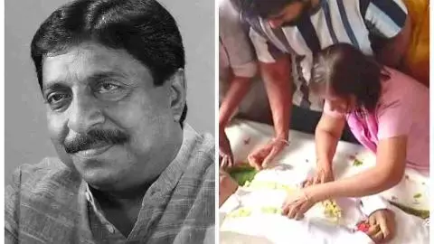 Sreenivasan Wife Video Sreenivasan Wife Video