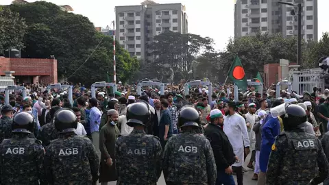 भारत का महा-एक्शन! बांग्लादेश में हिंसा के तांडव पर दिल्ली का प्रहार, चटगांव वीजा सेंटर किया बंद