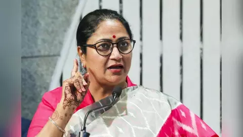 दिल्ली में प्रदुषण पर लगेगी लगाम! BJP का अब तक का सबसे बड़ा एक्शन, जारी हुआ सख्त फरमान दिल्ली में प्रदुषण पर लगेगी लगाम! BJP का अब तक का सबसे बड़ा एक्शन, जारी हुआ सख्त फरमान