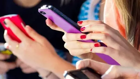 Top 10 Trending Phones