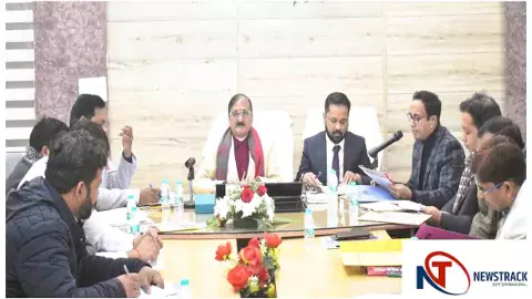 Moradabad News : मुरादाबाद नगर निगम की कार्यकारिणी बैठक में 1146.49 करोड़ का बजट पारित Moradabad News : मुरादाबाद नगर निगम की कार्यकारिणी बैठक में 1146.49 करोड़ का बजट पारित