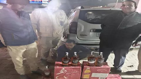 Illegal liquor smuggling bust on NH-19, imported liquor recovered