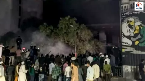 हिंदुओं के बाद अब निशाने पर ईसाई? क्रिसमस से पहले ढाका में पेट्रोल बम धमाका, एक की मौत
