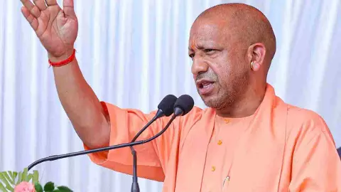 योगी सरकार का बड़ा कदम! आयुष्मान भारत के तहत अस्पतालों को 2200 करोड़ का भुगतान योगी सरकार का बड़ा कदम! आयुष्मान भारत के तहत अस्पतालों को 2200 करोड़ का भुगतान