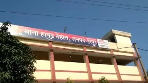 Four accused, including woman, named in attack on Sarraf for rupees in Hapur Four accused, including woman, named in attack on Sarraf for rupees in Hapur