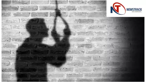 Chandauli News : चंदौली में संदिग्ध हालात में युवक का शव पेड़ से लटका मिला, हत्या की आशंका Chandauli News : चंदौली में संदिग्ध हालात में युवक का शव पेड़ से लटका मिला, हत्या की आशंका