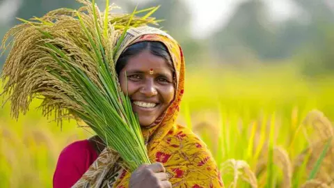 Krishi Aajeevika Sakhi: महिला शक्ति से बदल रही यूपी की खेती, किसानों की बढ़ रही आमदनी Krishi Aajeevika Sakhi: महिला शक्ति से बदल रही यूपी की खेती, किसानों की बढ़ रही आमदनी