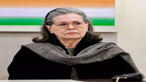 कांग्रेस में बड़ा भूचाल! अचानक बिगड़ी सोनिया गांधी तबीयत, अस्पताल में भर्ती, डॉक्टरों ने दिया अपडेट कांग्रेस में बड़ा भूचाल! अचानक बिगड़ी सोनिया गांधी तबीयत, अस्पताल में भर्ती, डॉक्टरों ने दिया अपडेट