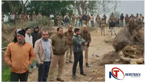 Hardoi News : कब्जा हटाने की कार्रवाई पर विवाद, हरपालपुर सीओ और सांडी थानाध्यक्ष पर आरोप Hardoi News : कब्जा हटाने की कार्रवाई पर विवाद, हरपालपुर सीओ और सांडी थानाध्यक्ष पर आरोप