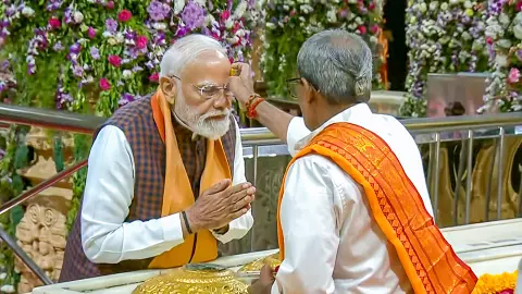 सोमनाथ शाश्वत दिव्यता का प्रतीक, पीएम मोदी ने मंदिर को बताया पीढ़ियों का मार्गदर्शक सोमनाथ शाश्वत दिव्यता का प्रतीक, पीएम मोदी ने मंदिर को बताया पीढ़ियों का मार्गदर्शक