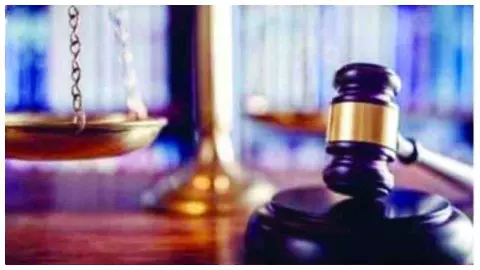 Jhansi News : झांसी GRP अनुभाग में ऑपरेशन कन्विक्शन से 131 अभियुक्तों को सजा दिलाई गई Jhansi News : झांसी GRP अनुभाग में ऑपरेशन कन्विक्शन से 131 अभियुक्तों को सजा दिलाई गई