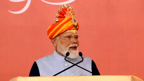इतिहास गवाह है... गजनी-औरंगजेब मिट गए, सोमनाथ आज भी अडिग है: PM मोदी