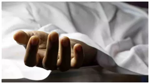 Chandauli News : चंदौली में ट्रेन से कटकर अज्ञात महिला की मौत, पहचान में जुटी जीआरपी पुलिस Chandauli News : चंदौली में ट्रेन से कटकर अज्ञात महिला की मौत, पहचान में जुटी जीआरपी पुलिस