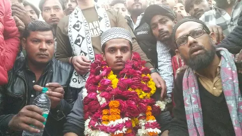 Hajj on foot from Maharajgunj to Mecca: Ahmed Razas grand welcome at Unnao Hajj on foot from Maharajgunj to Mecca: Ahmed Razas grand welcome at Unnao