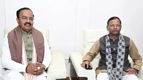 यूपी में बड़ा खेल शुरू! पंकज और केशव की मुलाकात ने मचाई खलबली